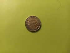 Piece de 2 euro D Irlande.Eire.Bon etat.Annee 2002.Prix 125 euro.