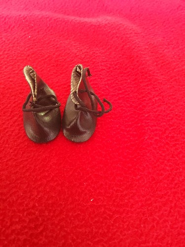 Chaussure poupee ancienne - chaussure,