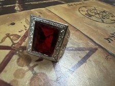 Bague oeil triangle illuminati