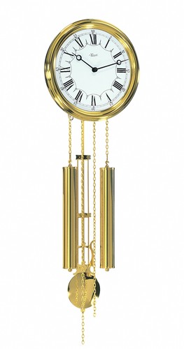 Horloge moderne avec mouvement