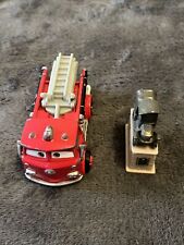 miniature Mattel Cars Disney Pixar statue stanley et camion de pompier
