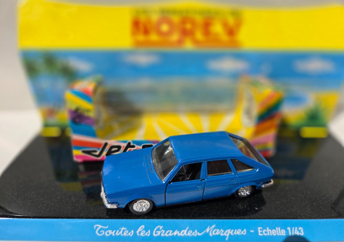 Norev renault bleu en - ts,