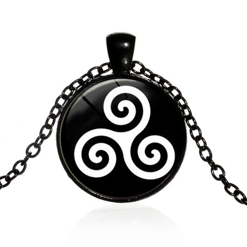 Noir blanc celtique triskel - et,