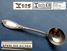 Rare Cuillère À Sauce Massif