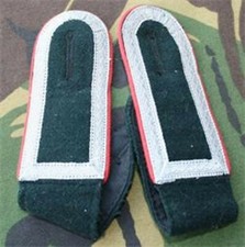 patte d'épaule sergent chef