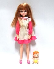 Ensemble bébé et poussette