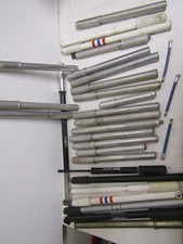 lot de 27 anciennes pompes de