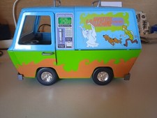 SCOOBY DOO ET SES AMIS + VAN ET SCOOTER / MYSTERY MACHINE 2005