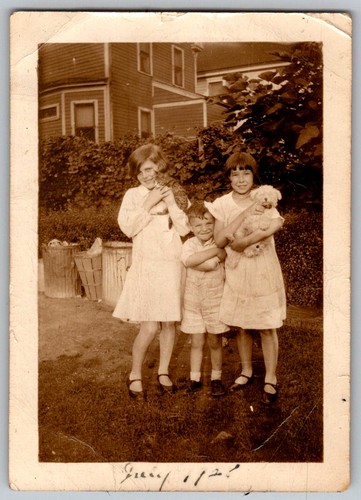 Vtg snapshot three - b&w,