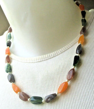 Beau collier de perles en résine marbrée orange vert marron bijou vintage 226