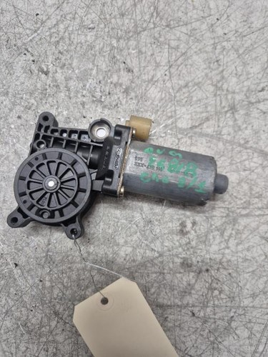 Moteur leve vitre avant gauche