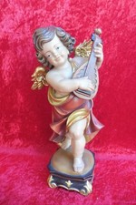 Très Belle Figurine En Bois