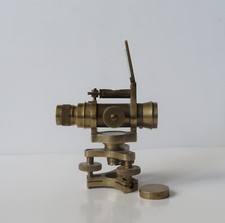 Ancienne boussole marine