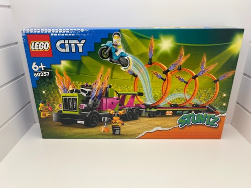 Boite lego city 60357 défi - boite,