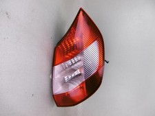 Feu arriere principal droit