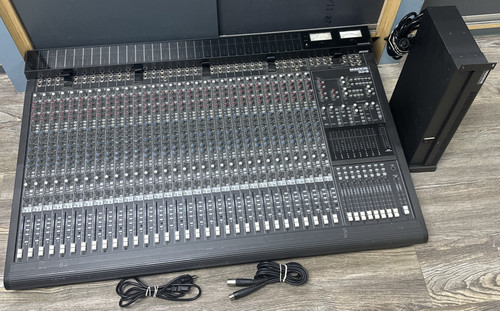 Mackie 32x8x2 legendary - mackie,