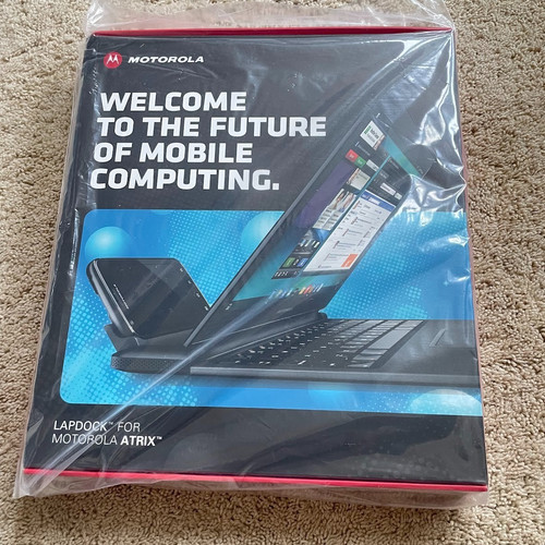 New motorola atrix lapdock - new, 4g