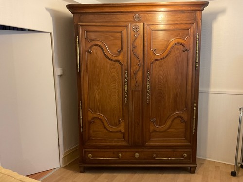 Belle armoire ancienne - belle,