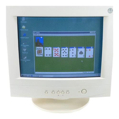 Medion md1772ie écran - crt, 17"