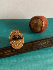 Pin's Doré L'Eperon d'Or