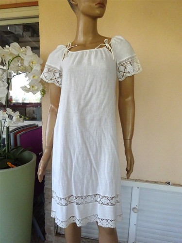 Robe ete blanche et - blanche,