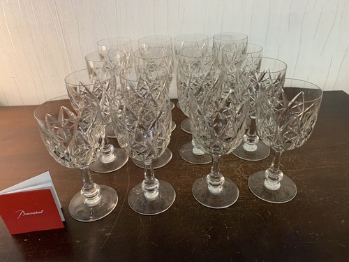 Verres eau modèle - à,