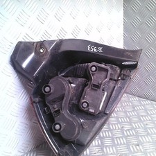 Feu arriere principal droit