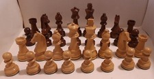 Staunton jeu d'échecs pièces en bois palissandre sculptées comme neuf