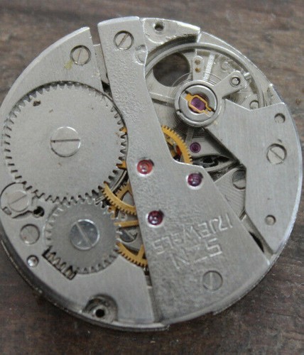 Mouvement montre mécanique - mouvement,