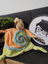 Doudou plat Lapin Lollies Orange Vert Spirale Bleu Noeuds Kaloo marron escargot