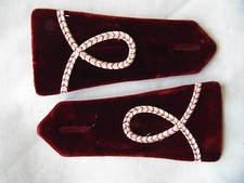 PAIRE D'EPAULETTES