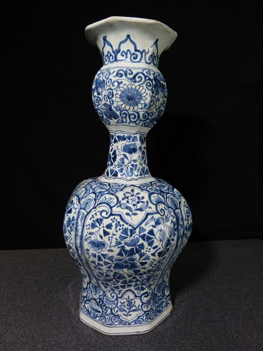 Vase ancien faience de - vase, en