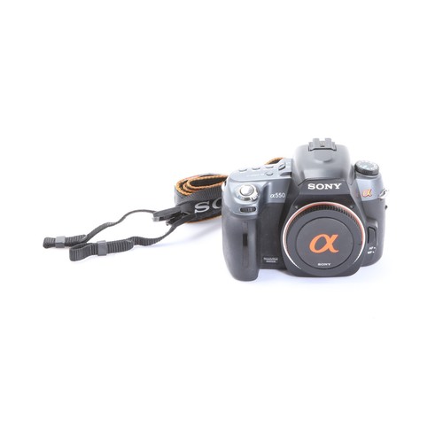 Sony alpha 550 - +, bien