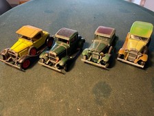 4 MINIATURES EN METAL   MADE