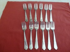 12 FOURCHETTES A DESSERT INOX
