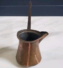 Pot Verseur En Cuivre Et Fer