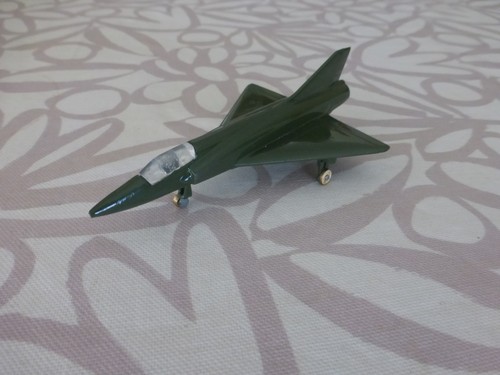 Ancien jouet avion - mirage, 2000