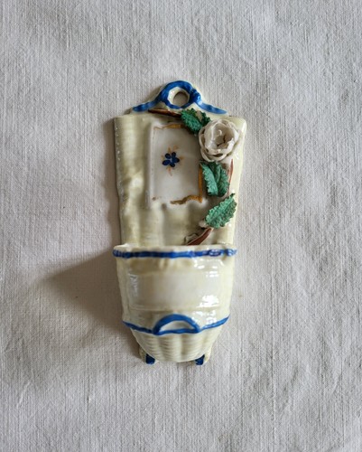 Ancien petit bénitier - petit, en