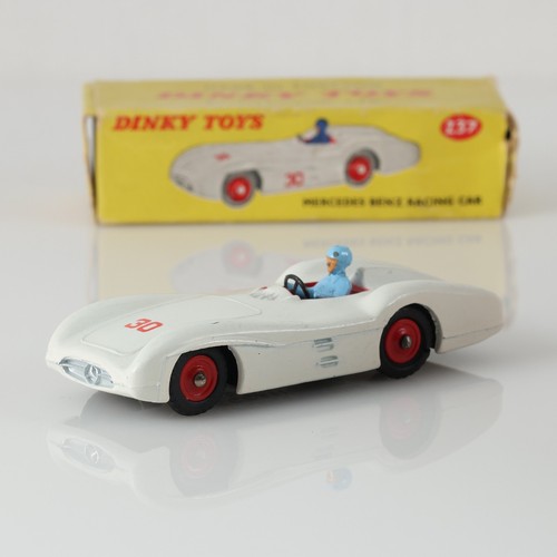 Dinky toys 237 - dinky,