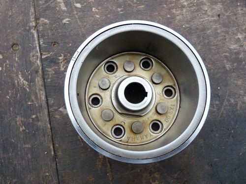 Volant magnetique rotor - magnetique,