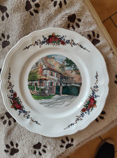 Assiette en PORCELAINE