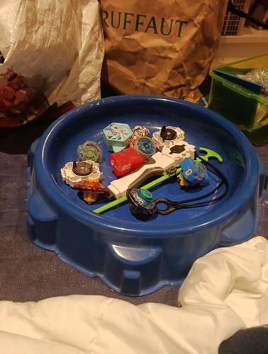 Toupie beyblade métal fusion - métal,