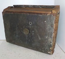 Boite en bois & tôle zinc