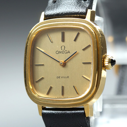 Presque comme neuve montre - [presque, neuve]