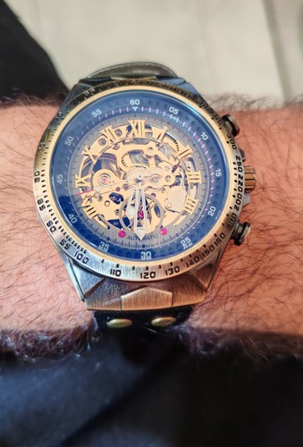 Montre automatique squelette