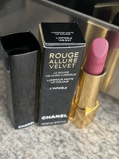 CHANEL ROUGE ALLURE VELVET COLLECTOR 637 L’infidèle TRÈS RARE