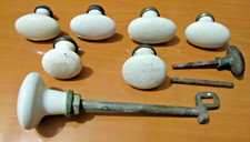 Lot de 6 Anciennes Poignées en Porcelaine Blanche,Bouton  Porte et chasse d'eau