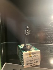 HORNBY/MECCANO  HO SIGNAL LUMINEUX DE PLEINE VOIE EN BOITE 6621