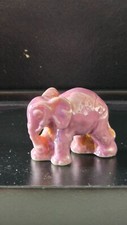 FEVE  ANCIENNE --      JOLI ELEPHANT  -- PORCELAINE BRILLANTE