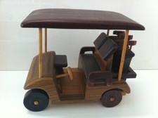 Voiture golfette en bois